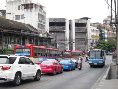 Bangkok, mucho Verkehr (aber jetzt auch nicht so krass wie alle sagen)