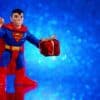 Superman mit Geschenk